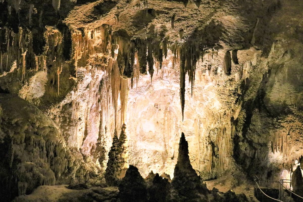 You are currently viewing Where to stay near Carlsbad Caverns, NM